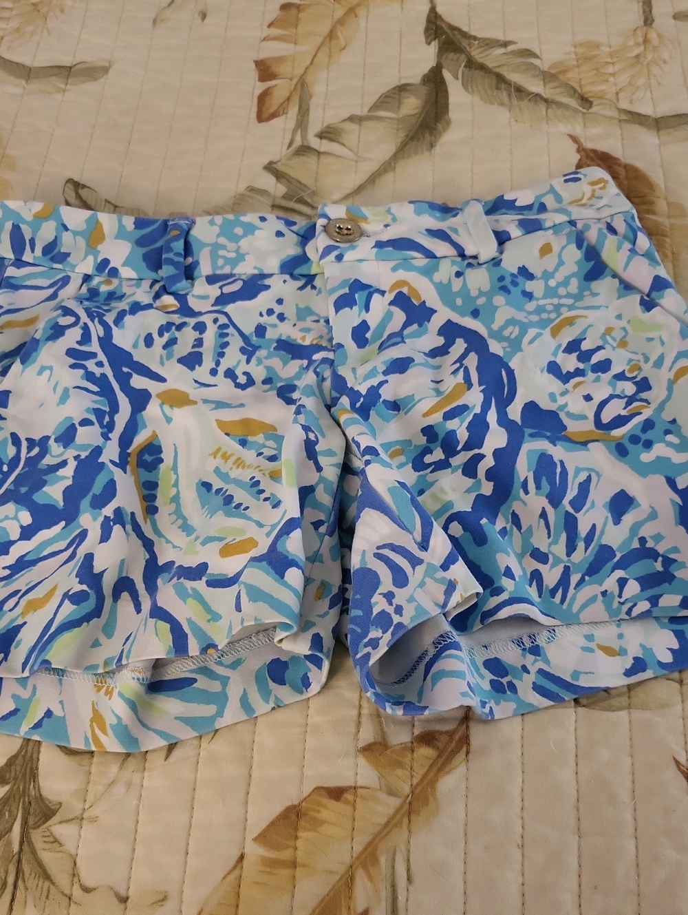 Lilly Pulitzer Blue & White Floral Print Skort with Gold Accents